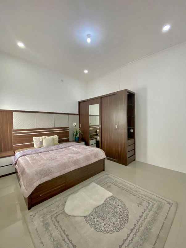 dijual rumah jl nurul amal