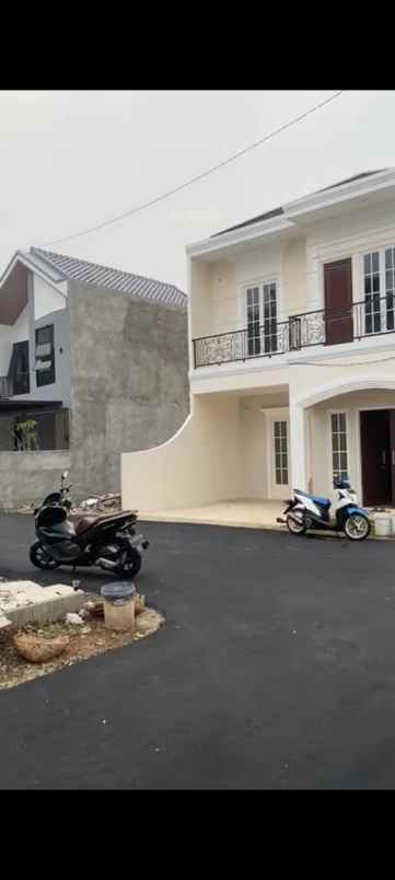 dijual rumah jl palakali