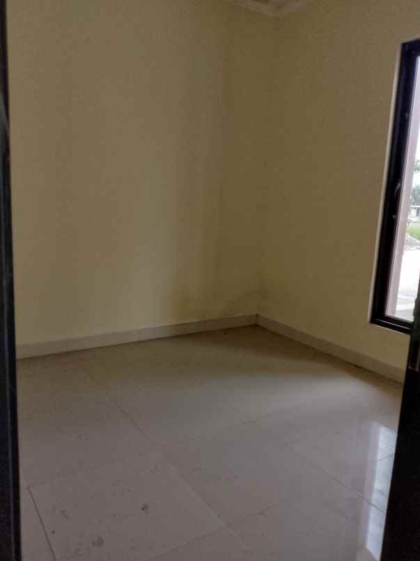 dijual rumah jl pilar sukatani no 2