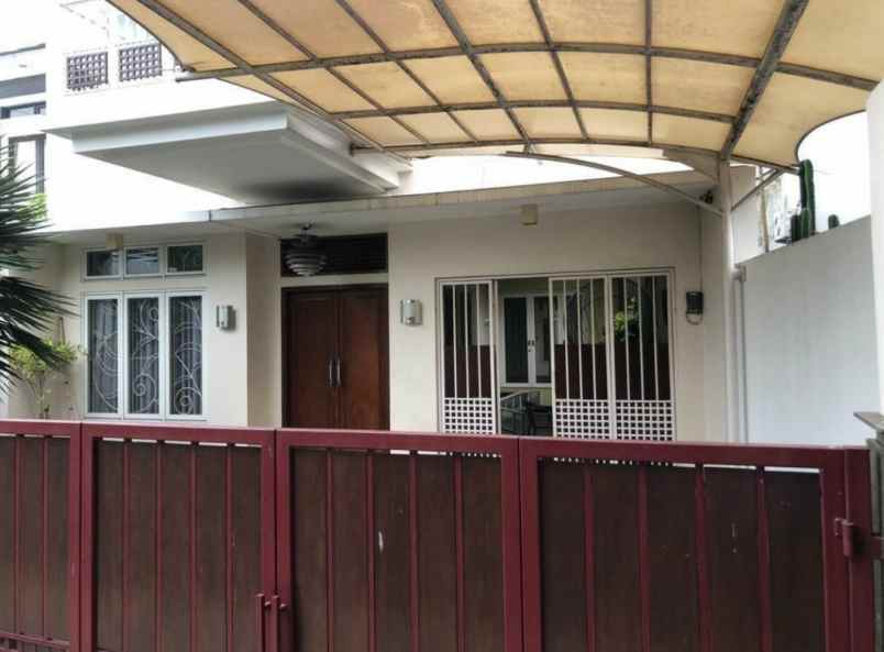 dijual rumah jl pondok kelapa duren