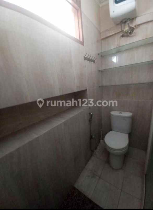 dijual rumah jl pondok kelapa duren