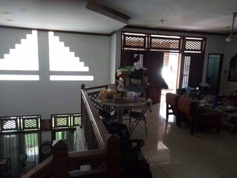 dijual rumah jl raya layur jati kec