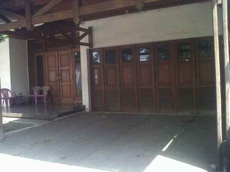 dijual rumah jl raya layur jati kec