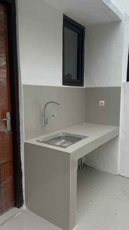 dijual rumah jl simpati rt 03 05 cilame