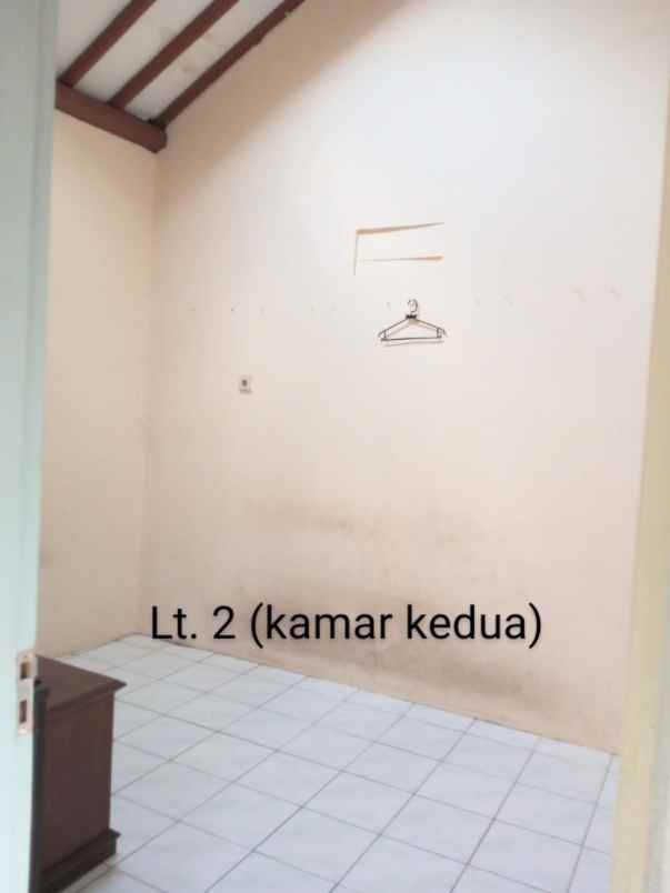 dijual rumah jl sindanglaya arcamanik