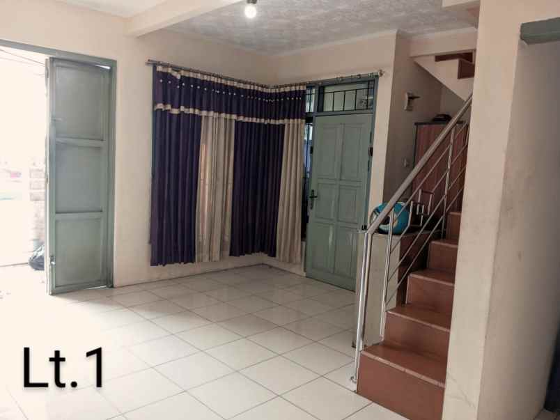 dijual rumah jl sindanglaya arcamanik