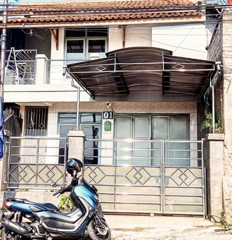 dijual rumah jl sindanglaya arcamanik