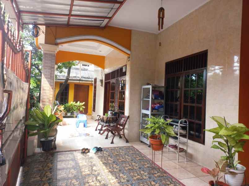 dijual rumah jl swadaya 12 rt14 rw 07