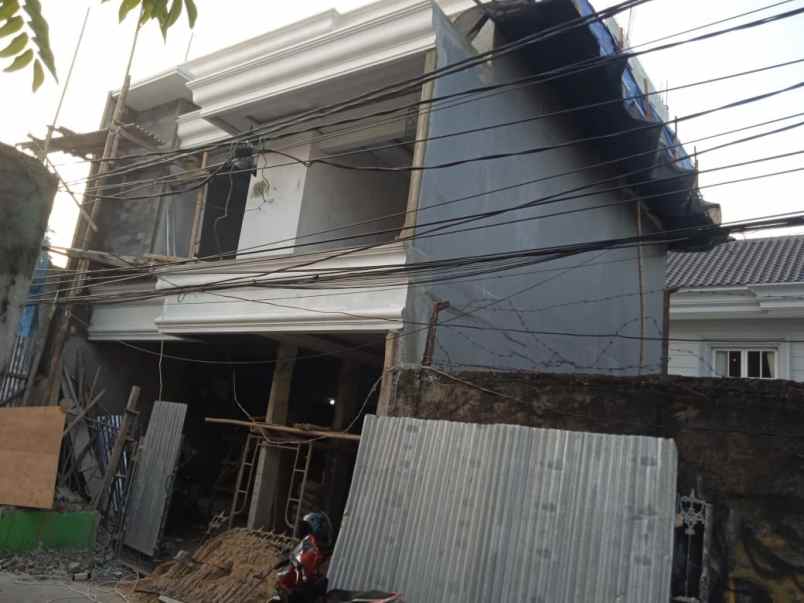 dijual rumah jl tanjung barat raya