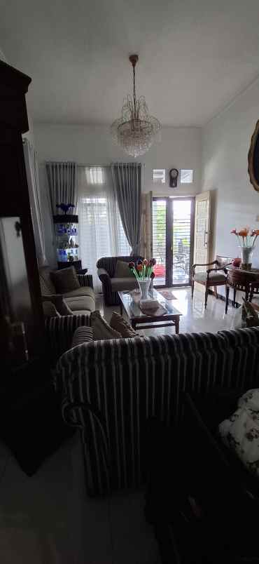 dijual rumah jln abadi ring road medan