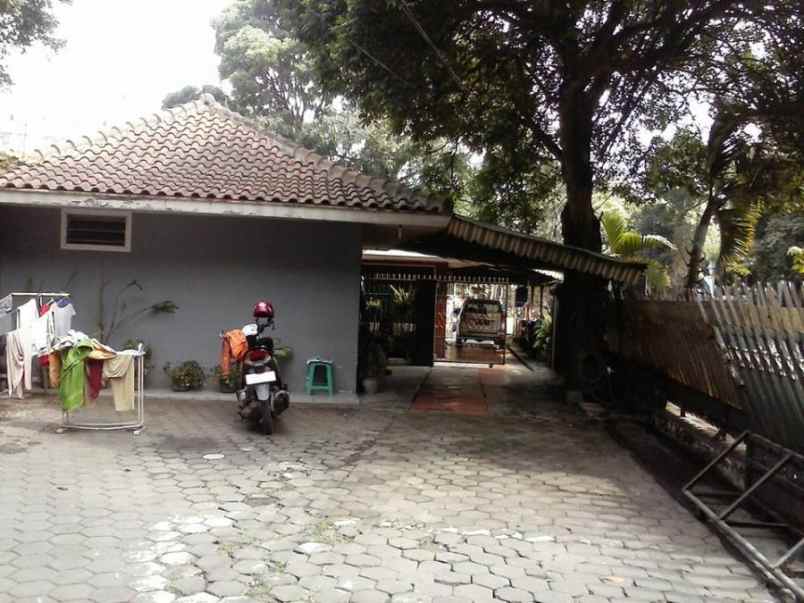 dijual rumah jln dr setiabudhi ledeng