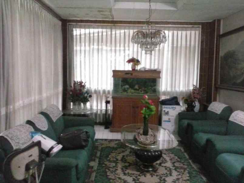 dijual rumah jln dr setiabudhi ledeng