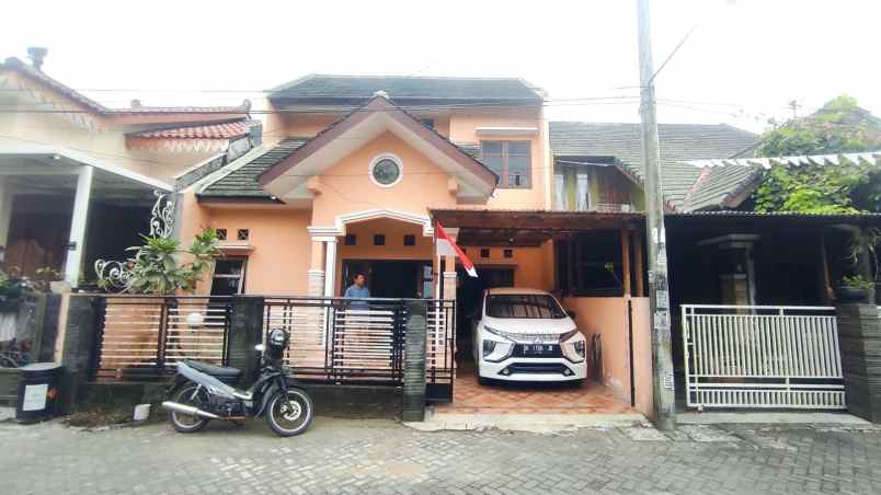 dijual rumah kadisoko purwomartani kec