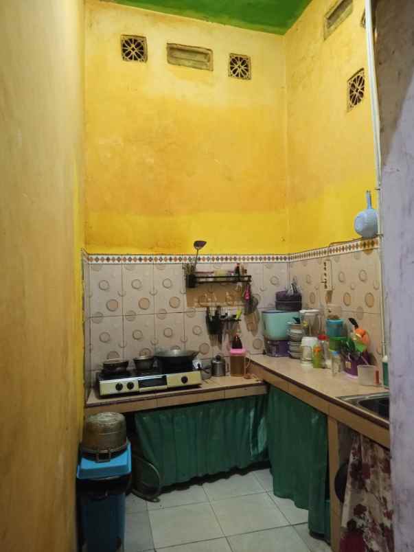dijual rumah kalilom