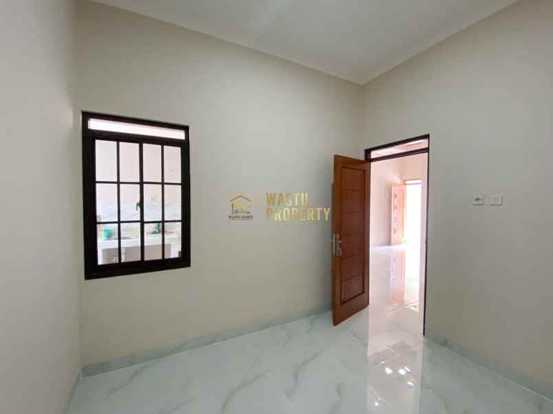 dijual rumah kalitirto