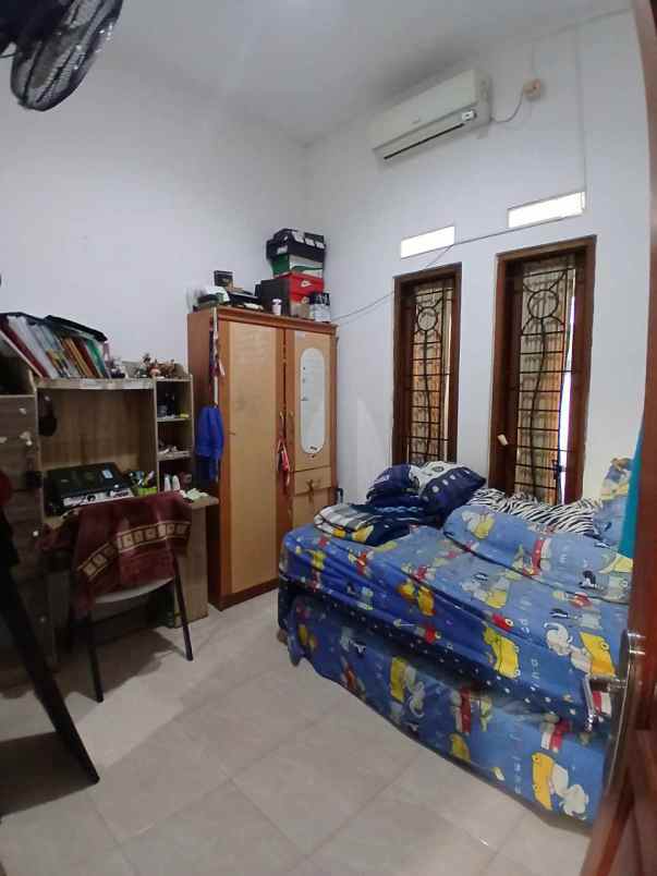 dijual rumah kavling ui sektor barat