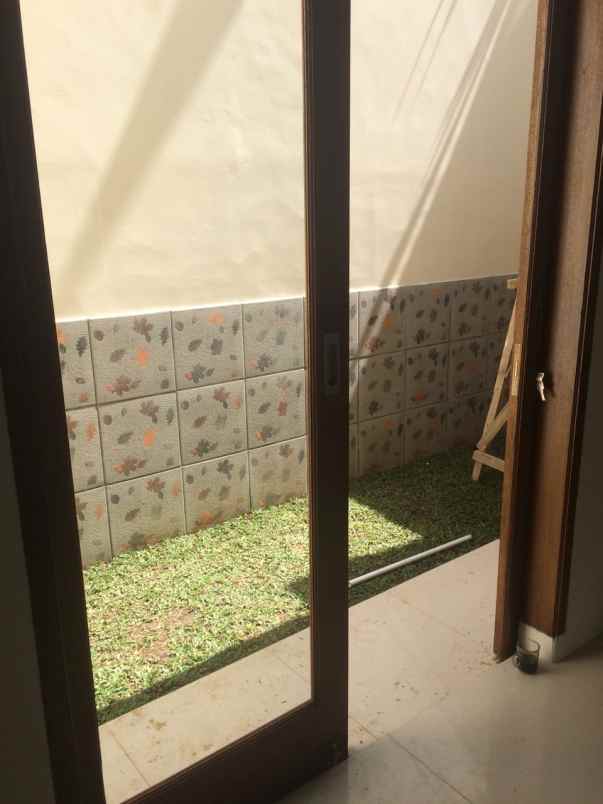 dijual rumah kec sukasari