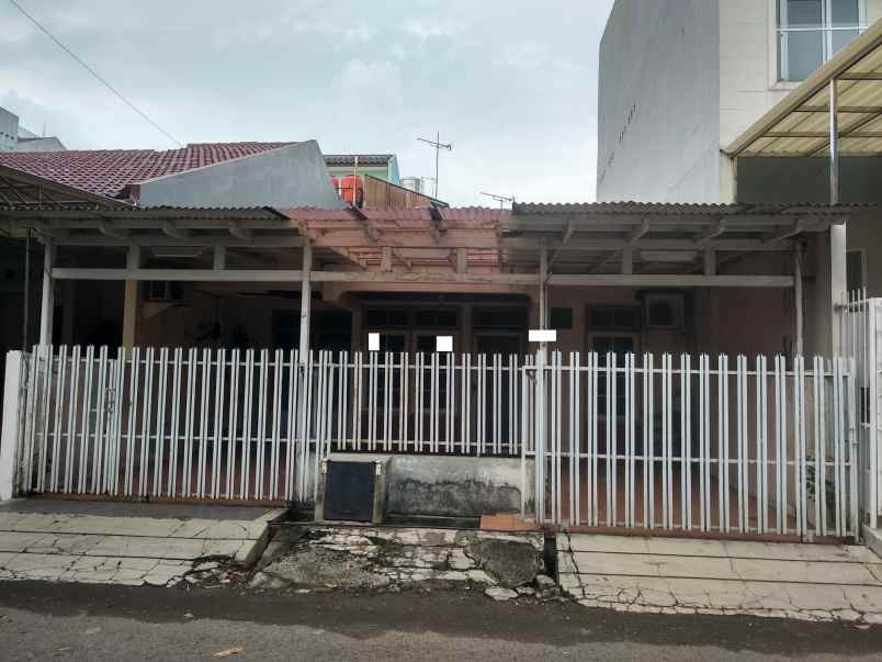 dijual rumah kelapa puan kelapa gading