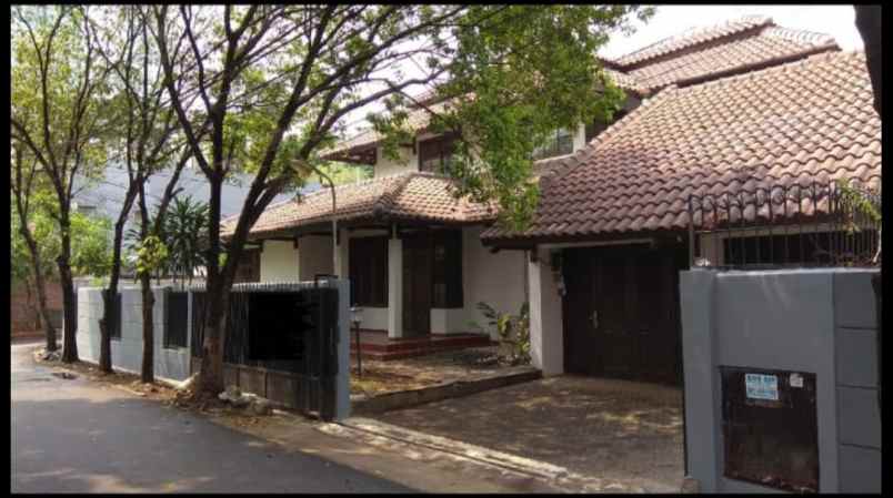 dijual rumah kemang iii