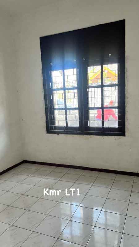 dijual rumah ketintang madya