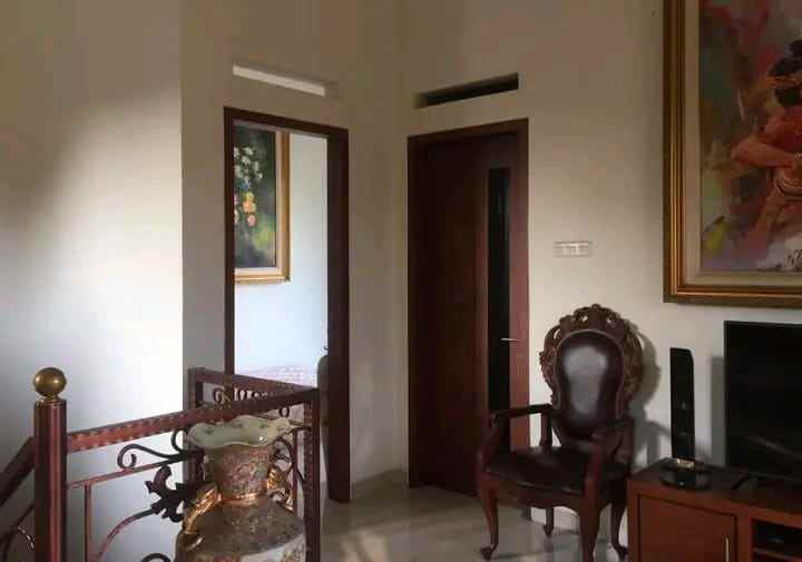 dijual rumah komplek cibubur country