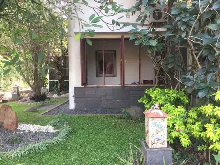 dijual rumah komplek cibubur country