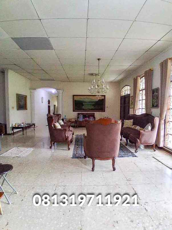 dijual rumah komplek cinere estate blok