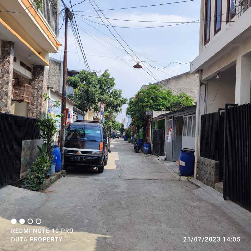 dijual rumah komplek margaasih permai