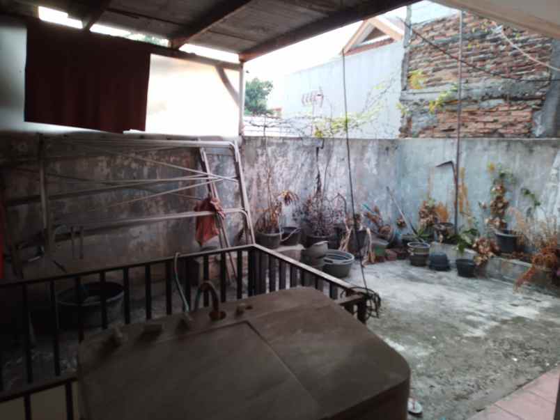 dijual rumah komplek pondok bambu duren