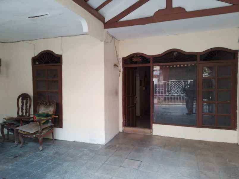 dijual rumah komplek pondok bambu duren