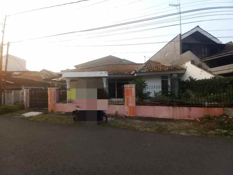 dijual rumah komplek ptb pondok kelapa