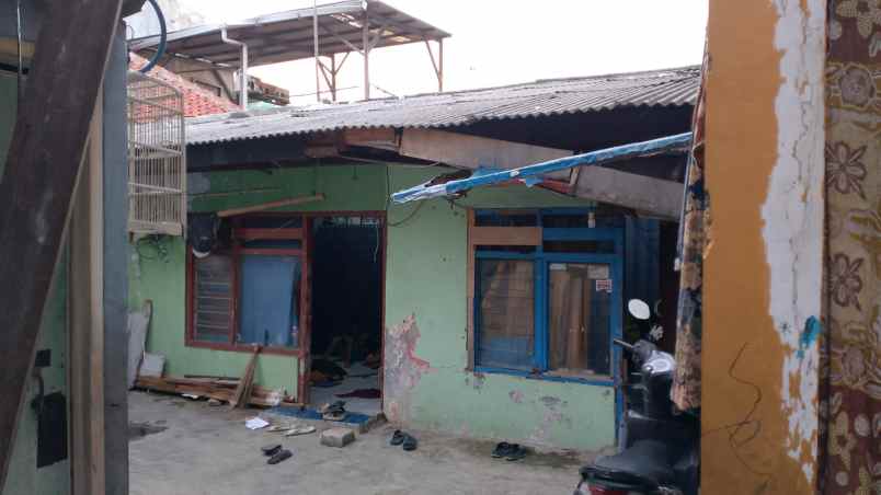 dijual rumah kontrakan 2 lantai