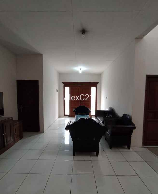 dijual rumah kost hook di perum taman galaxy