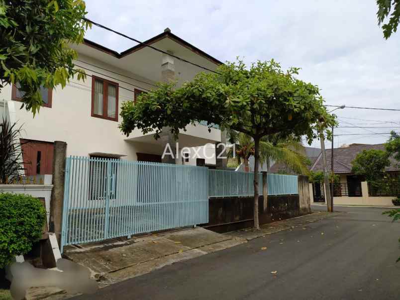 dijual rumah kost hook di perum taman galaxy