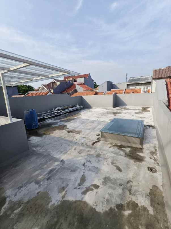 dijual rumah kota wisata cibubur