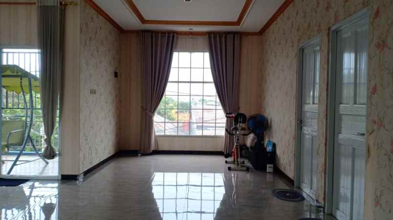 dijual rumah limo kota depok