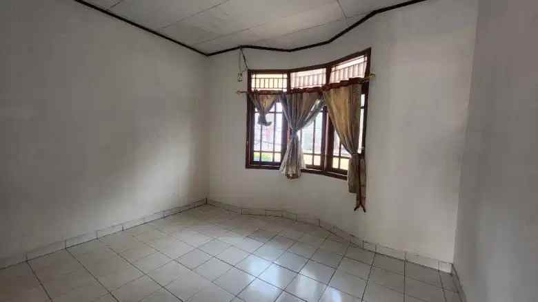 dijual rumah lokasi ciledug dekat cbd ciledug