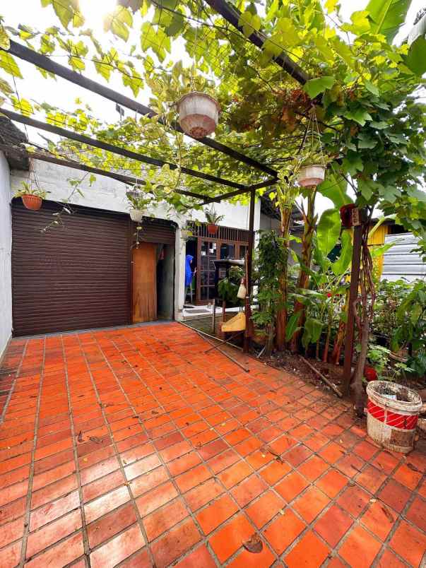 dijual rumah lubang buaya