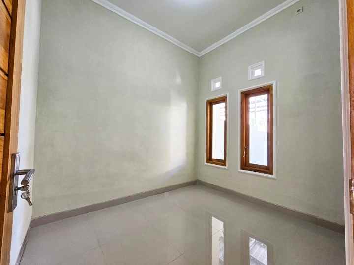 dijual rumah maguwoharjo