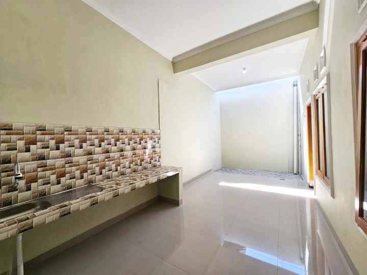 dijual rumah maguwoharjo