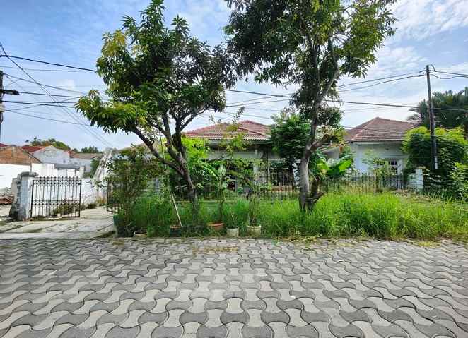 dijual rumah manyar indah