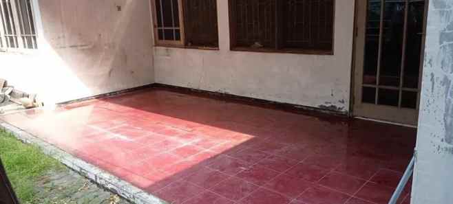 dijual rumah manyar indah