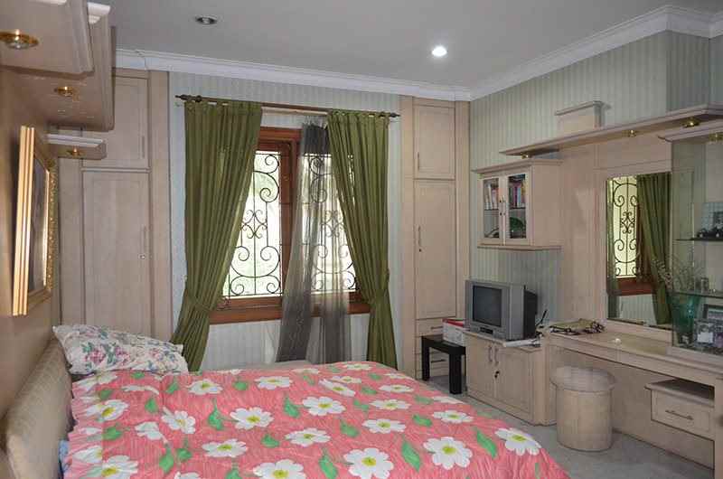 dijual rumah mewah lokasi cibubur jakarta timur