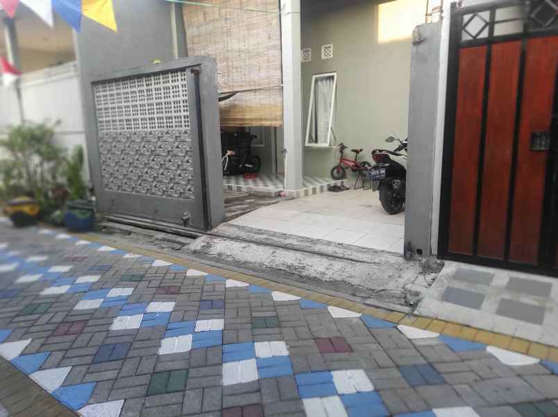 dijual rumah mewah murah