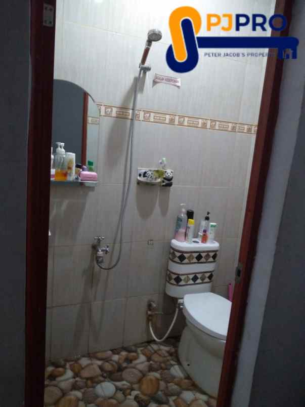 dijual rumah minimalis dengan harga murah di duta bumi