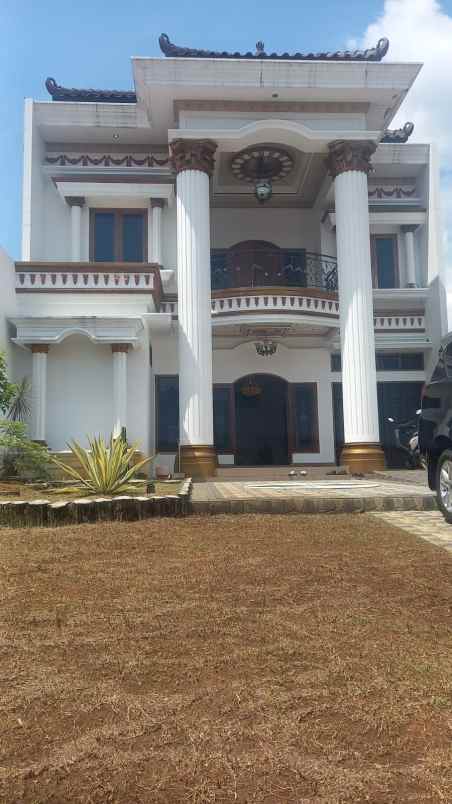 dijual rumah mlati lor kec kota kudus kudus