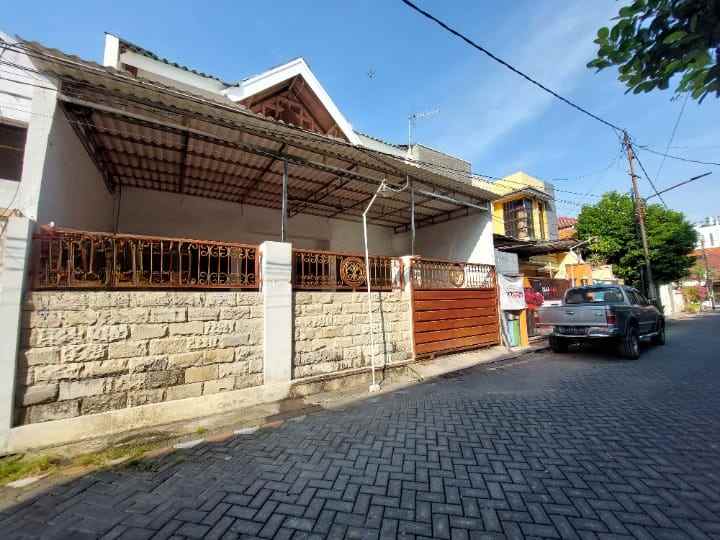 dijual rumah mulyosari utara