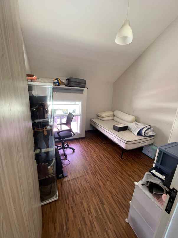 dijual rumah newland matoa kav 36 jakarta selatan