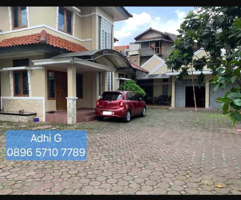 dijual rumah padasuka