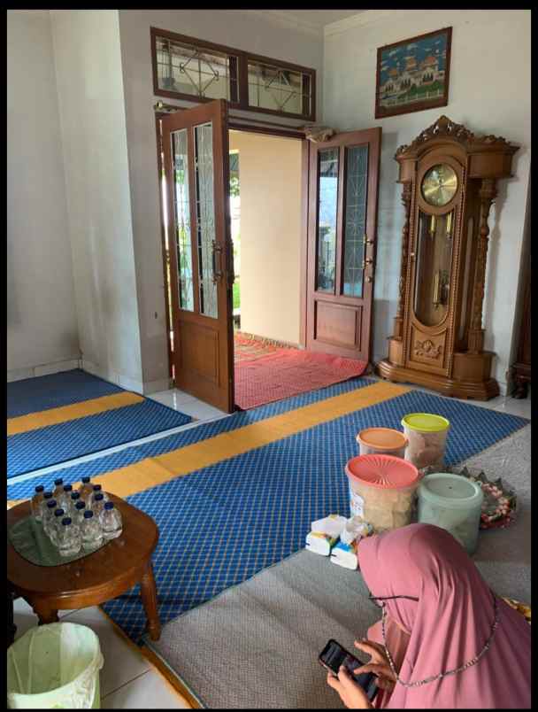 dijual rumah padasuka